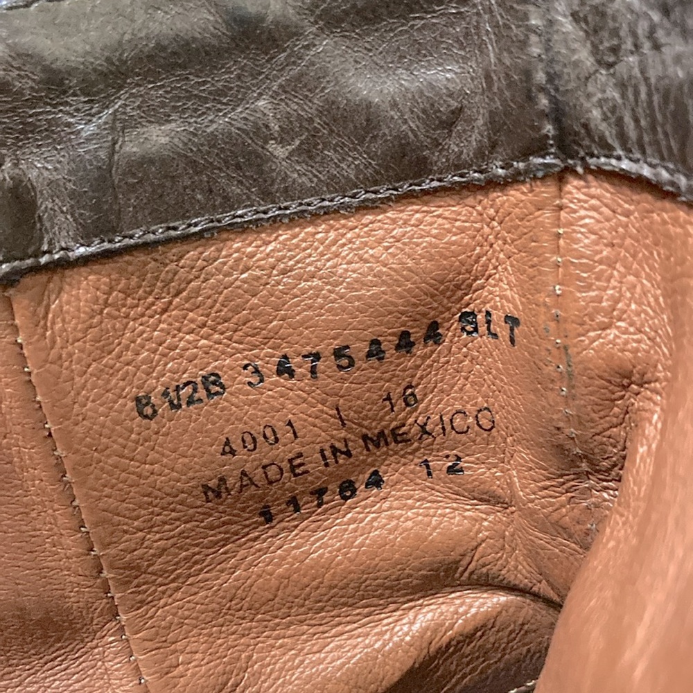 FRYE Melissa Seam Short Boots, Sz 6.5 (Vibram re-soled.) - Picture 11 of 12